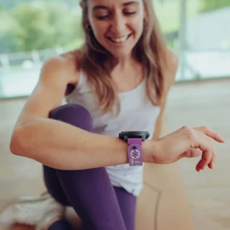 Suunto 22 mm Athletic 5 Silikonarmband Orchideenviolett S+M