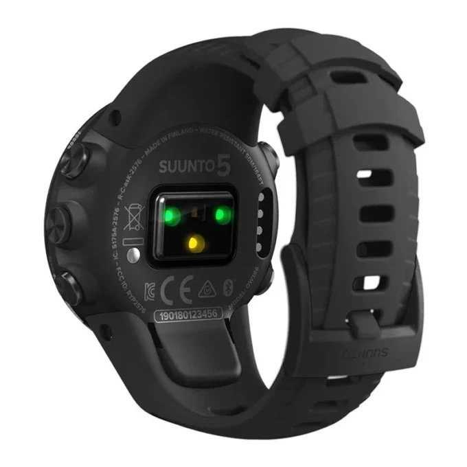 Suunto 5 All Black – kompakte GPS-Sportuhr mit hervorragender Akkulaufzeit