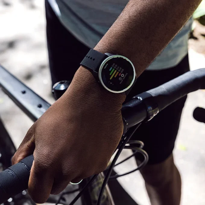 Suunto 5 Peak Black – leichte Multisportuhr für Training, Erkundungen und Wohlbefinden