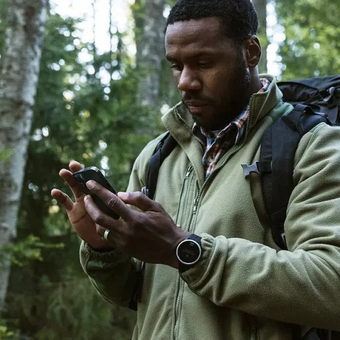 Suunto 5 Peak Black – leichte Multisportuhr für Training, Erkundungen und Wohlbefinden