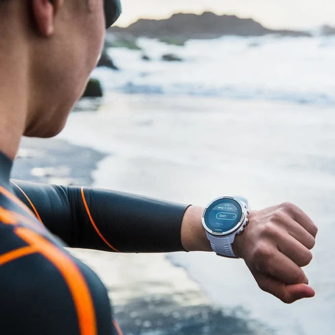 Suunto 9 Baro White – GPS-Sportuhr mit langer Akkulaufzeit Suunto 9 Baro White – GPS-Sportuhr mit langer Akkulaufzeit