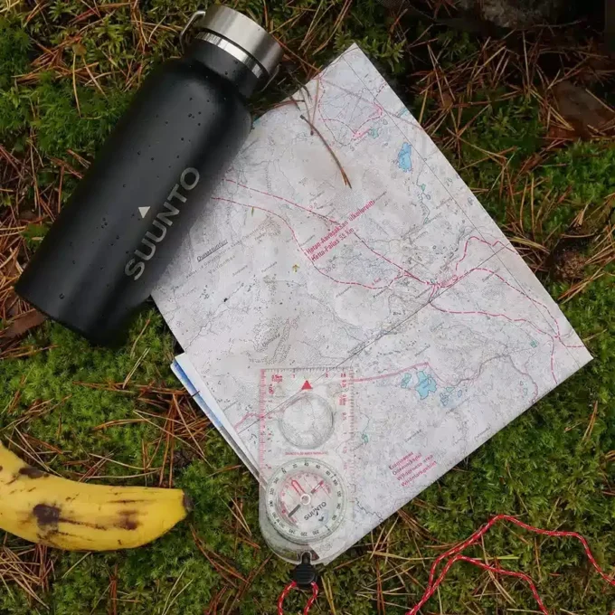Suunto A-30 SH Metrischer Kompass mit Grundplatte für Wandern & Überleben Suunto A-30 SH Metrischer Kompass mit Grundplatte für Wandern & Überleben