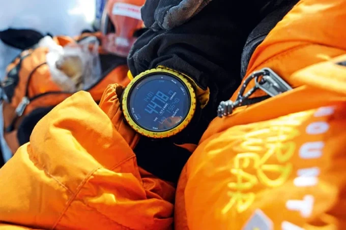 Suunto Core schwarz-gelb