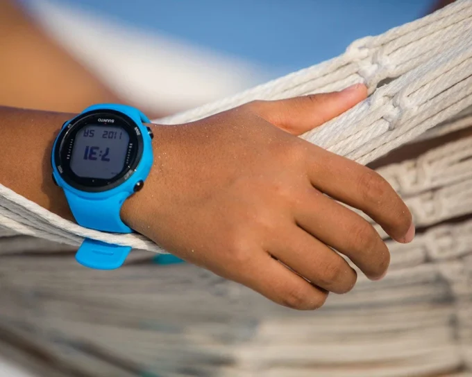 Suunto D4i novo blue – Tauchcomputer im Uhrenformat Suunto D4i novo blue – Tauchcomputer im Uhrenformat