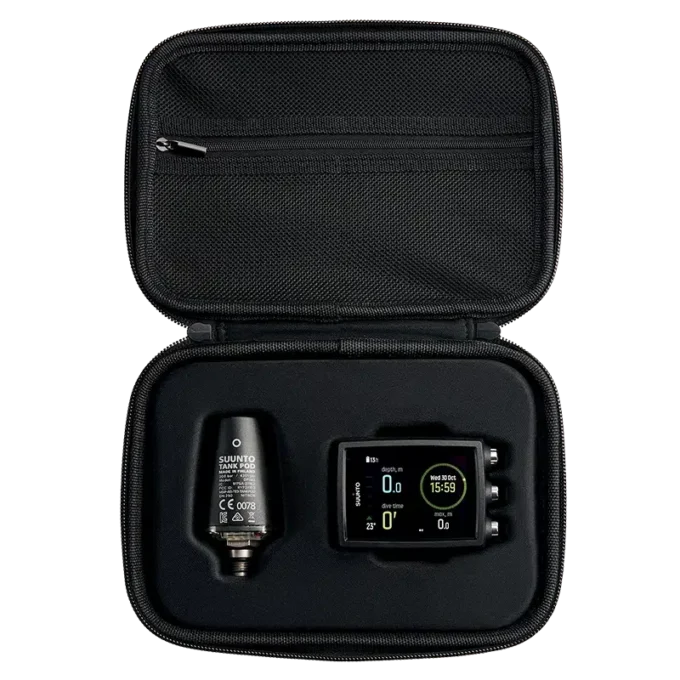 Suunto EON Core Black und Suunto Tank POD mit Hartschalenetui Suunto EON Core Black und Suunto Tank POD mit Hartschalenetui