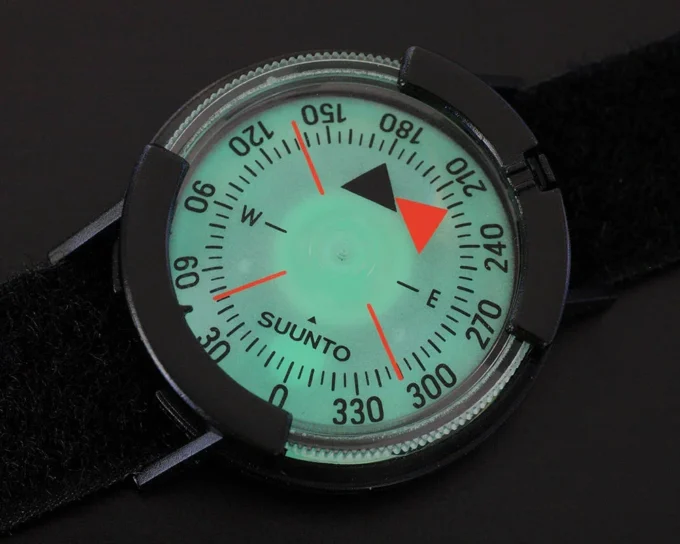 Suunto M-9/schwarz/schwarz/NH mit Klettverschluss