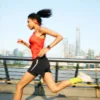 Suunto Run in Korallenorange mit Silikonarmband